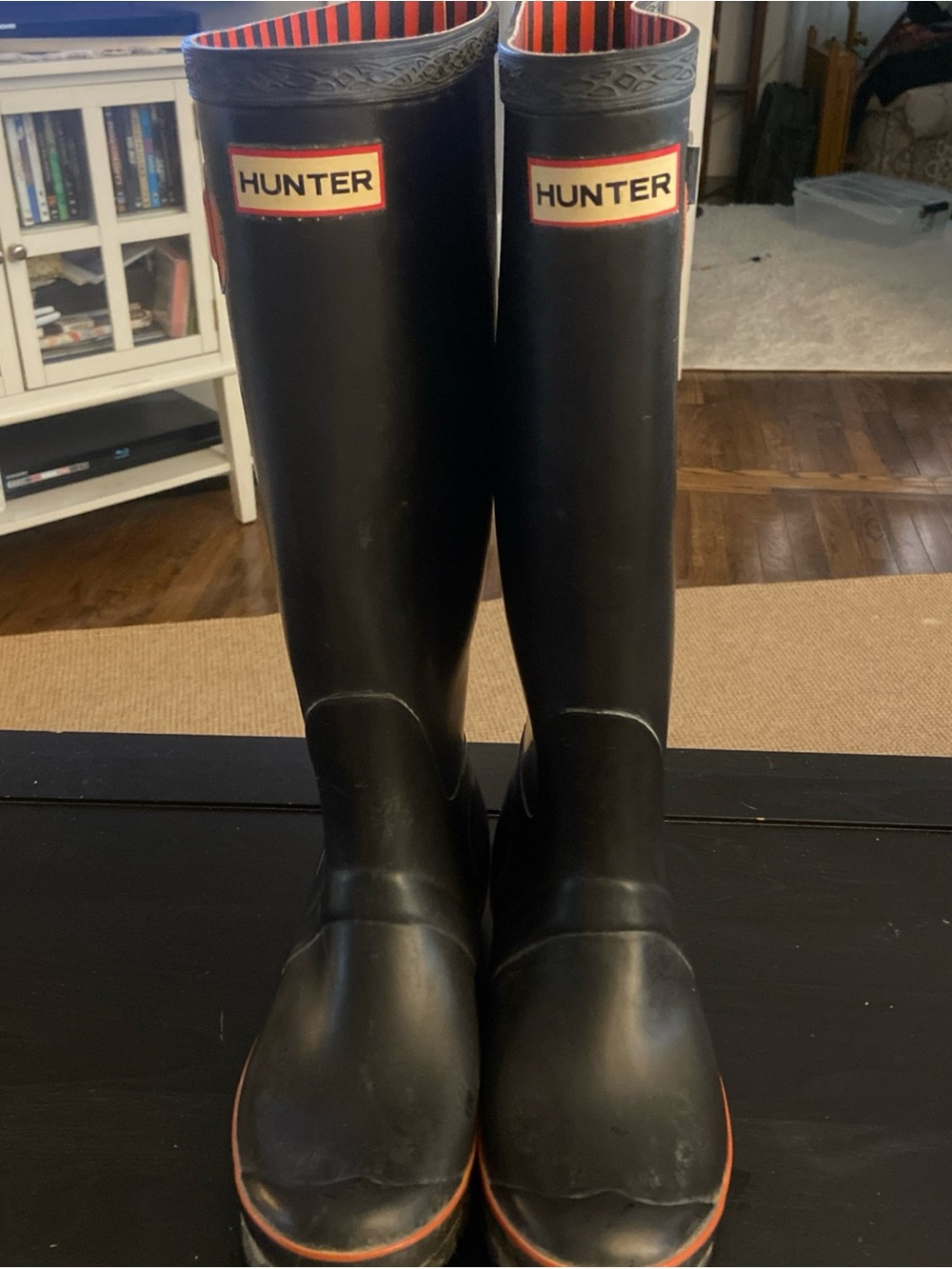 Hunter Black Tall Rubber Rain Boots with Red-Trim Logo festival size 8